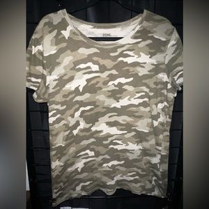 Victoria’s Secret T-shirt bundle